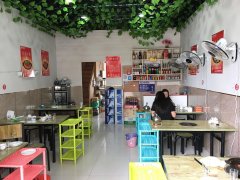 万春商业街小吃旺铺转让