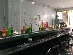 德胜好位置餐饮旺铺转让