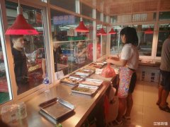 镜湖莲塘新村菜市场门面转让