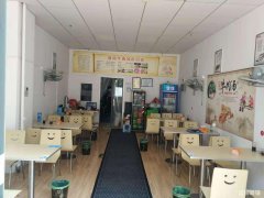 大学城旁商业街小吃旺铺低价转让