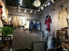 汇金一楼东入口好位置服装旺铺低价转让