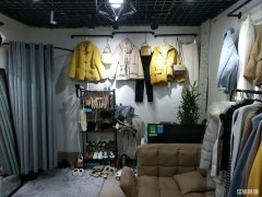 融汇二楼好位置服装旺铺低价转让可空转