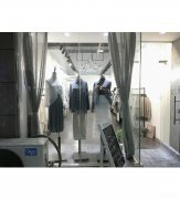 德胜广场好位置服装旺铺低价转让