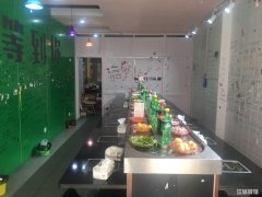 德胜广场二楼餐饮旺铺转让可空转