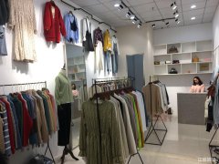 南翔万商服装店旺铺转让可空转
