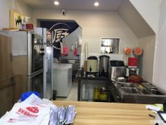 二街十字路口餐饮旺铺转让