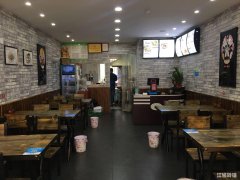 波波城商业街小吃旺铺转让