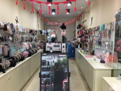 新时代商业街主干道旺铺转让可空转