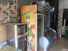 步行街附近小吃外卖店转让