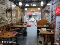 波尔卡商业街烧烤旺铺转让