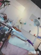 汉爵旁蓝湖郡商业街三年美甲老店转让