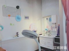 汉爵旁蓝湖郡商业街三年美甲老店转让