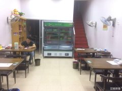 万春商业街餐饮旺铺转让