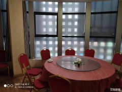 万春商业街餐饮旺铺低价转让