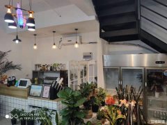 南关附近三岔路口花店旺铺低价转让