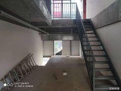万达金街主干道旺铺低价转让可做其他行业