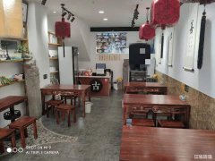 左岸主干道商业街品牌小吃旺铺低价转让