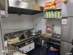 金域蓝湾瑞龙龙虾旁小吃旺铺低价转让