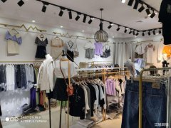 南翔A馆一楼中心位置服装旺铺低价转让