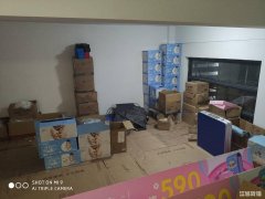 蓝湖郡商业街口头位置空铺转让可做任何行业