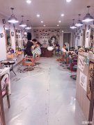 汉爵旁小区出入口商业街旺铺转让