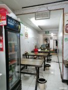 汉爵旁小区出入口小吃旺铺转让