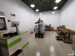 万悦城小区出入口处旺铺转让可空转