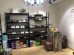 四褐山临街位置鞋店旺铺低价转让
