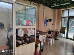 中建商业街出入口位置旺铺低价转让