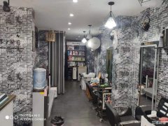 波波城商业街主干道美发旺铺整体转让