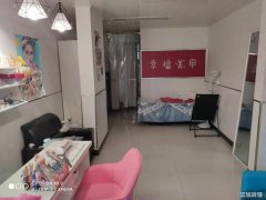 波波城商业街主干道美甲旺铺低价转让可空转