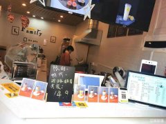 万悦城主干道绝佳位置奶茶旺铺转让可空转