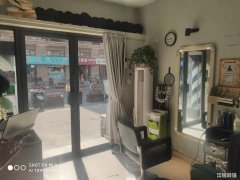 玲珑湾小区出入口好位置美发旺铺转让