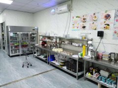 万达二期甜品蛋糕外卖旺铺低价整体转让