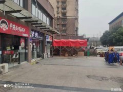 东方龙城雅乐苑小区门口27中对面小吃旺铺转让