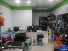 万科城南区大门口旺铺低价转让可做任何行业