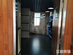 二街公交站旺铺转让可做任何行业