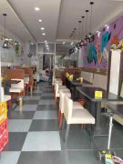 银湖小区商业街口头位置餐饮旺铺低价转让