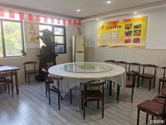 伟星城十字路口菜市场旁餐饮旺铺转让