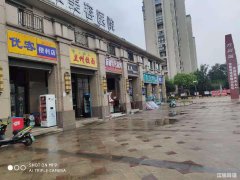 万科城南区小区大门口便利店旺铺整体转让