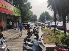 南瑞沐春园南门商业街小吃旺铺低价转让