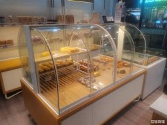 鲁港大市场旺铺转让空转适合任何行业