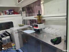 四褐山农贸市场旁旺铺和餐车低价整体转让