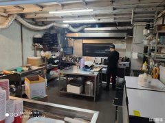 柏庄时代广场金街拐角处餐饮小吃旺铺低价转让