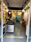 德盛靠中心广场位置小吃旺铺转让