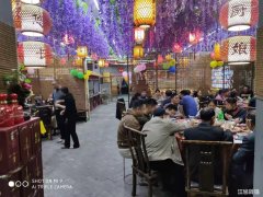 波尔卡旁餐饮老店旺铺转让接手可营业