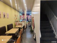 万达金街小吃旺铺低价转让可做任意行业