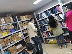 弋江区金玺广场妈妈驿站超低价转让